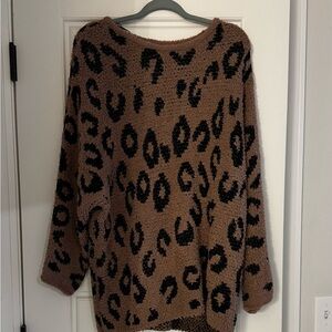 Gigio Oversized Sweater Women’s Small